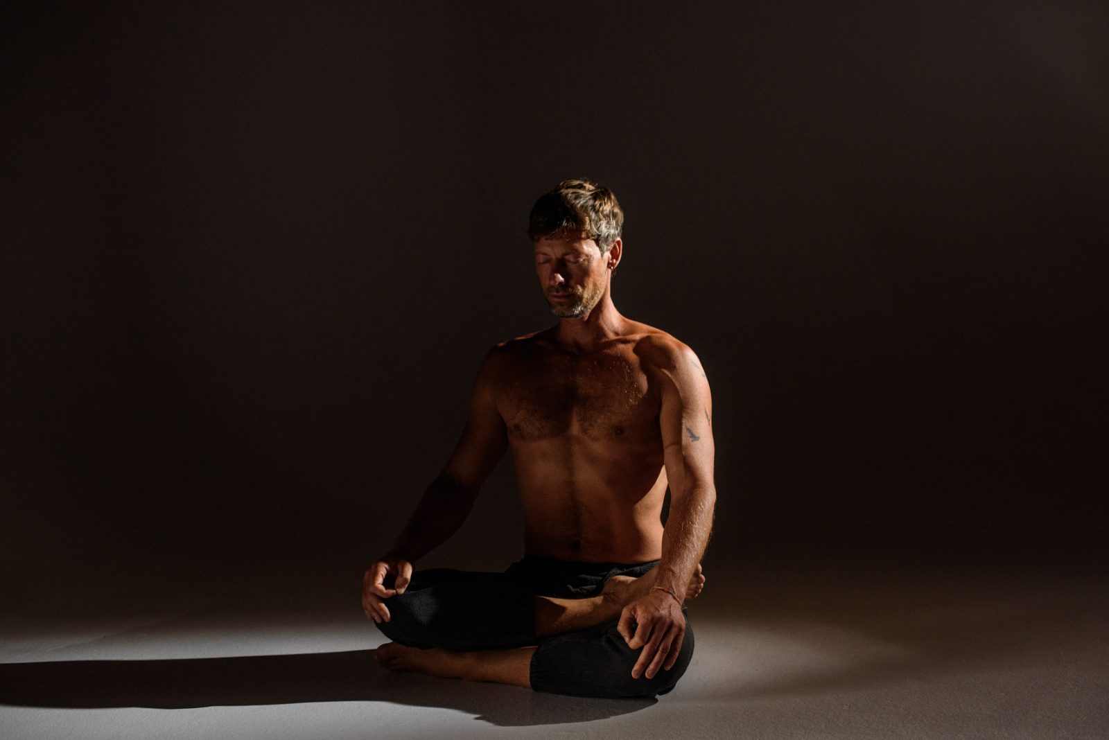 Isaac Mullins Yoga